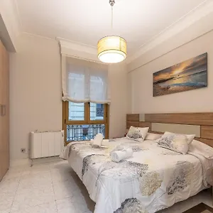 apt-apartamento-en-el-mismo-corazon-del-casco-viejo.sansebastianhotels.net/