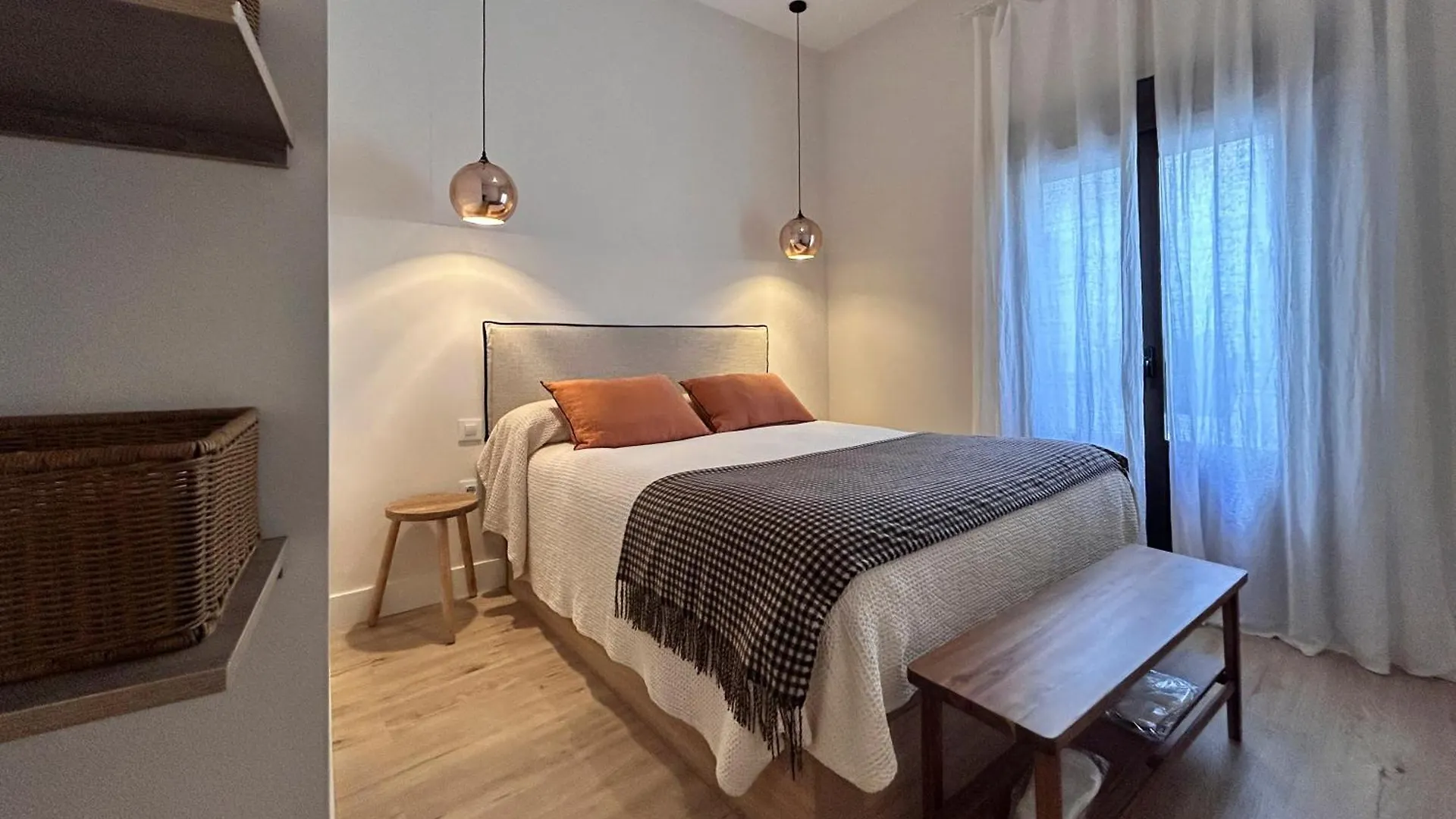 Homecenter Fb Sevilla Apartman